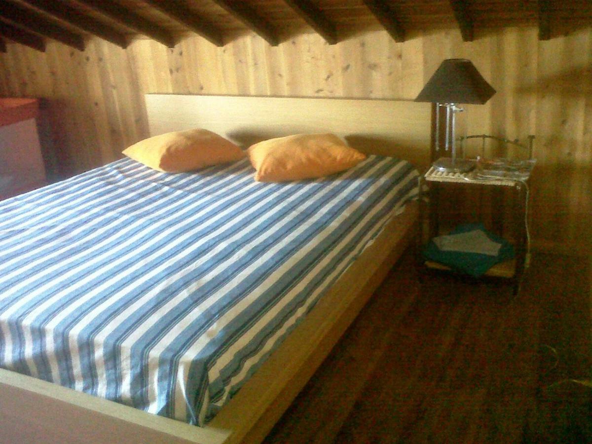 מוסטיירוס Join Our Relaxed House Near The Beach - Mosteiros מראה חיצוני תמונה